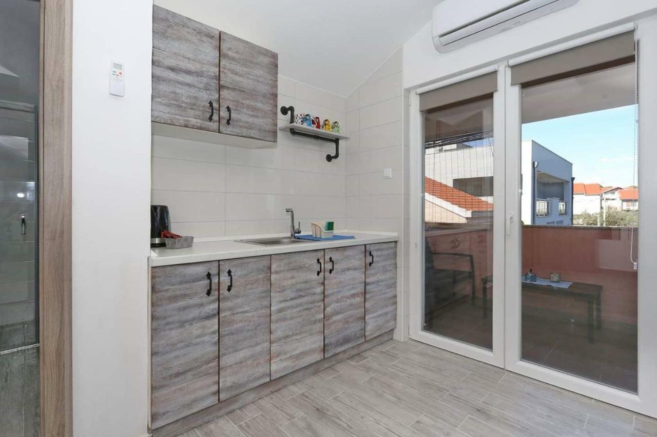 Natali Apartment *